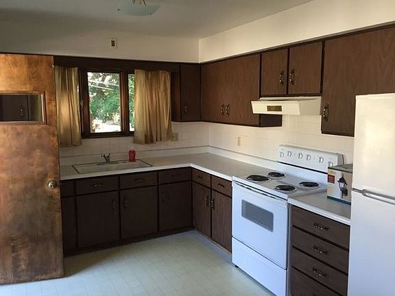 3rd image of 5410 Dale Ave