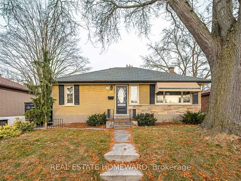 668 Harold Dr — Photo 1