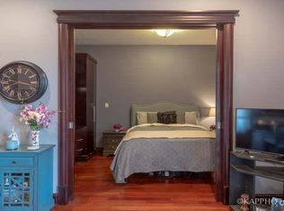 1070 W Polk St APT 2R, Chicago, IL 60607