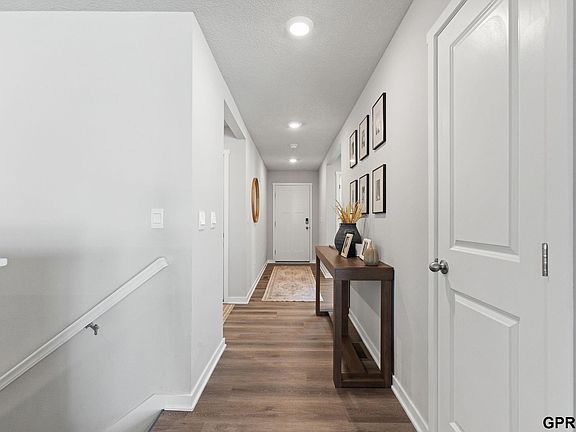 5th image of 8507 S 184th St