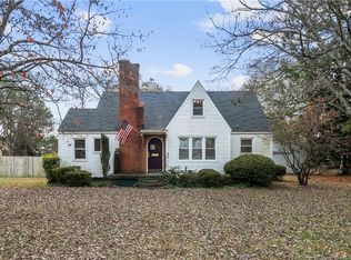 317 W Central Ave, Raeford, NC 28376