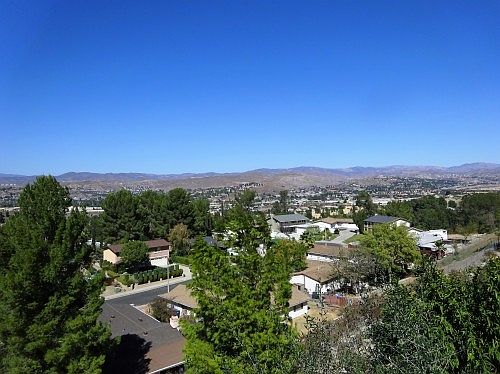 2nd image of 26126 Oakflat Ct