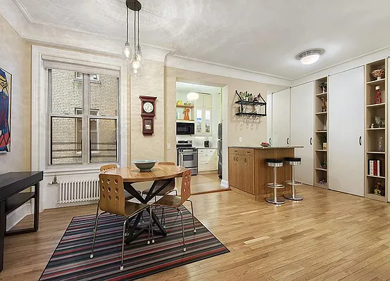 Sold by Warburg | media 15