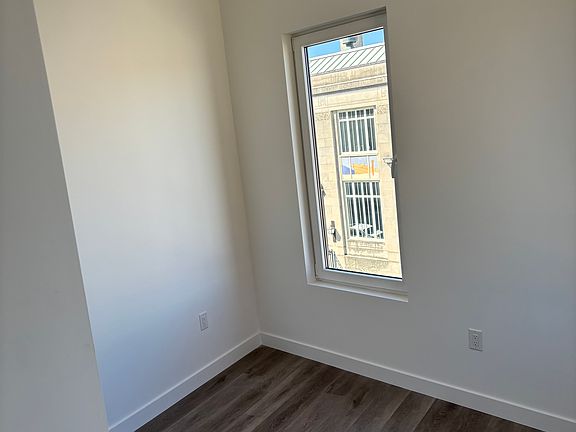 3rd image of 14 Garden St #3