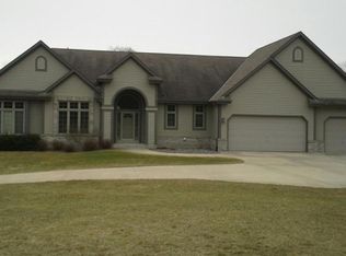 W310S9435 County Road I, Mukwonago, WI 53149