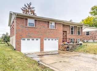 18 Willow Way, Saint Charles, MO 63304