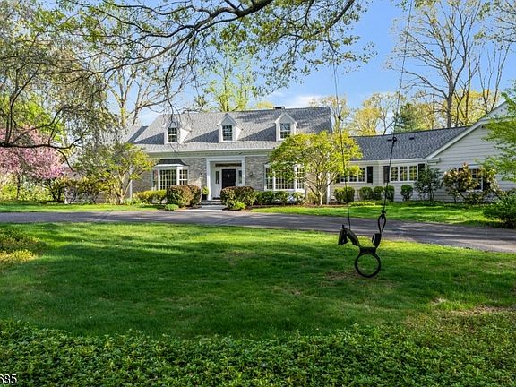 2nd image of 167 Ridge Rd