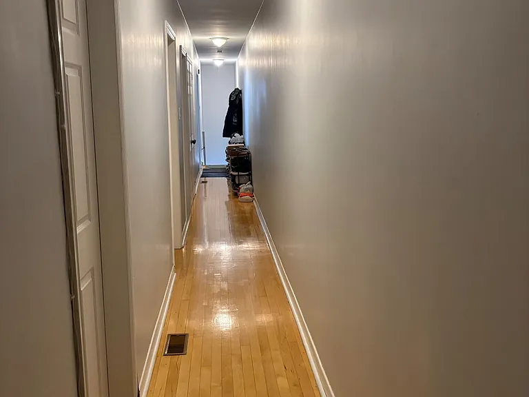 844 Browns Line — Photo 8