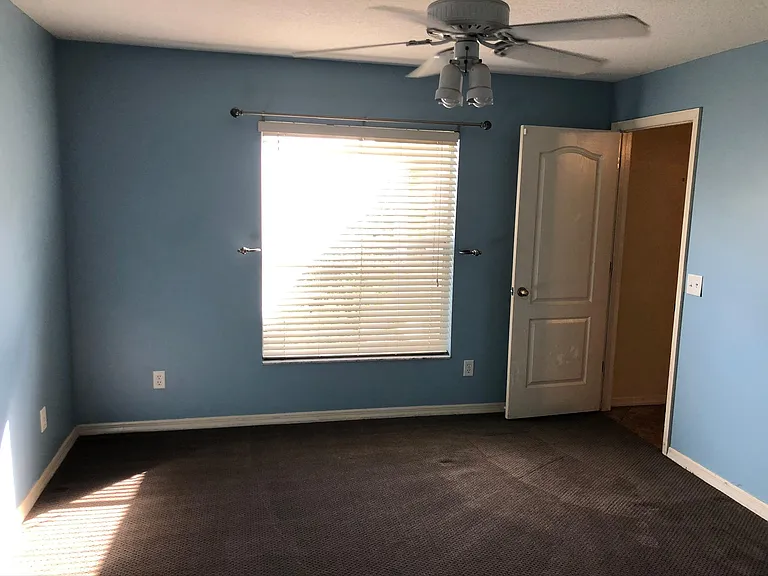1906 Kettler Dr — Photo 3