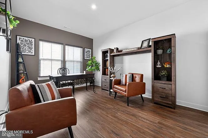 3 bed, 1947 sqft, $2,650 — Photo 4