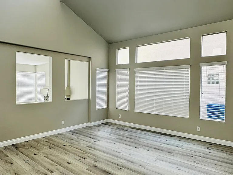 5002 Glickman Ave — Photo 15