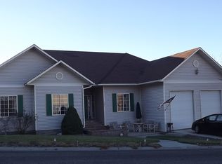 1347 Rohman Dr, Prosser, WA 99350