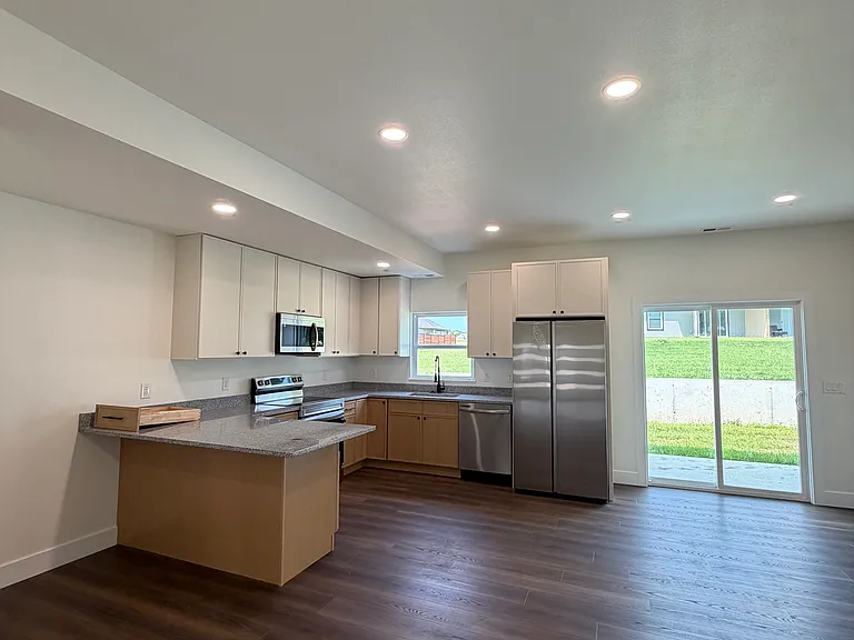 3105 Aaron Ave #B — Photo 11