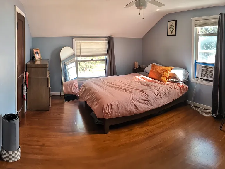 486 Linden Ave — Photo 17