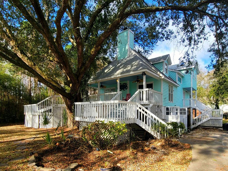 1st image of 10 Big Oak Street