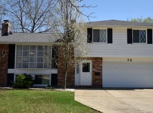 72 Santin Cir, Bedford, OH 44146