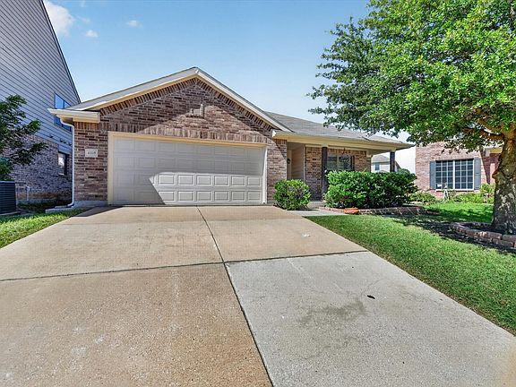2nd image of 4205 Golden Sunset Ct