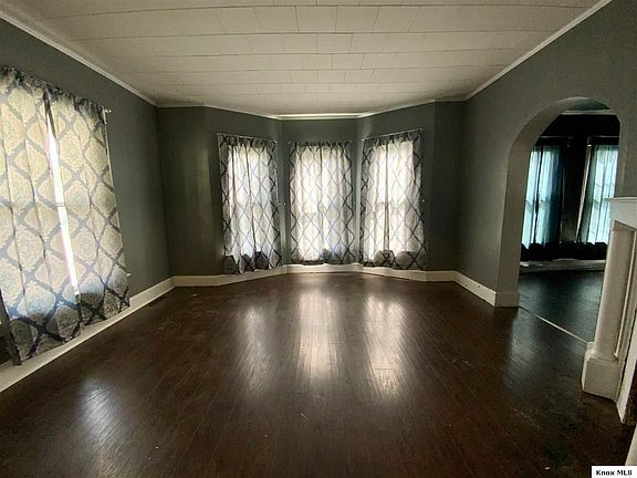 3rd image of 106 E Hamtramck St
