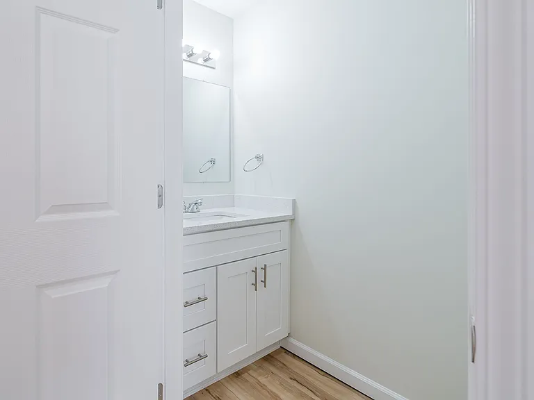 Icon Townhomes — Photo 10