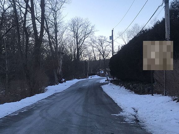 4th image of 20 Park Ave