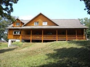 37 Wild Horse Ln, Galena, MO 65656