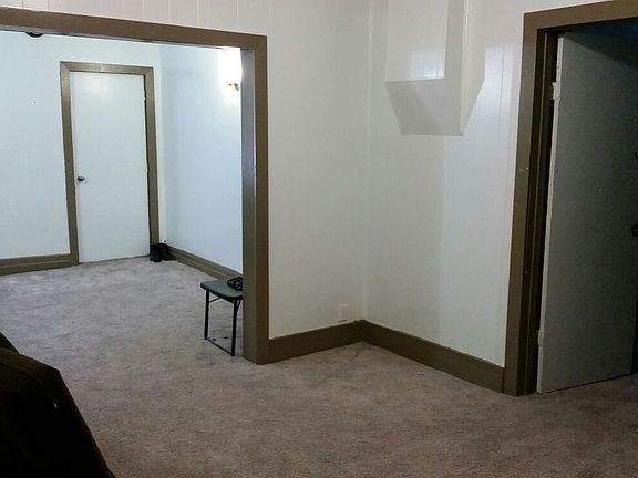 3rd image of 2457 Grayling St