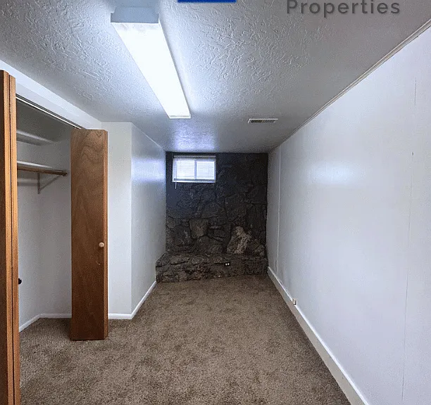 1005 1/2 Park Ln — Photo 13