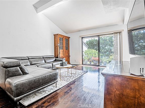 5th image of 28118 Ridgeforest Ct