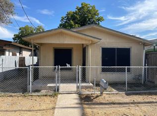 515 Garza St, Laredo, TX 78040