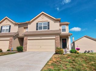 2289 Bay Tree Dr, Saint Peters, MO 63376