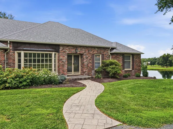 8015 S Barry Rd, Columbia, MO 65201