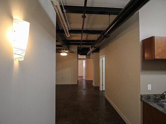 2nd image of 9 N 18th St #2A