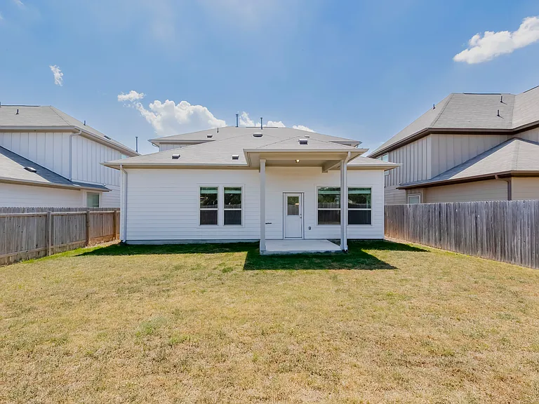 425 Arrowhead Vine St — Photo 38