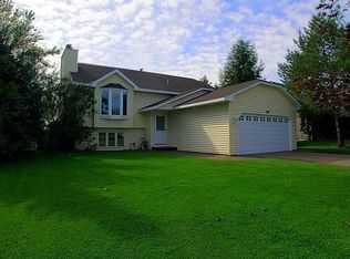 1584 Pacific Ave, Eagan, MN 55122