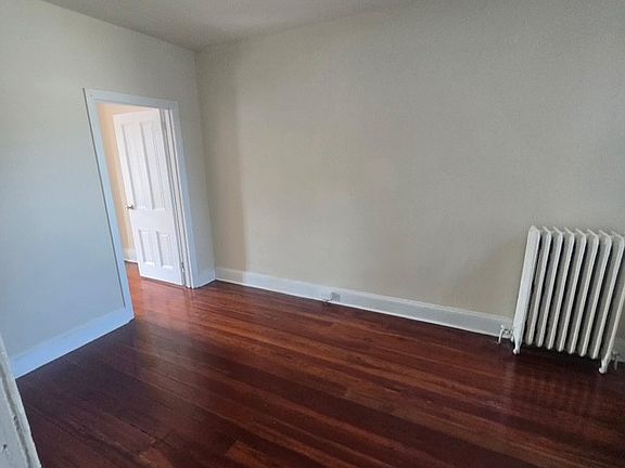 5th image of 1523 Ruan St