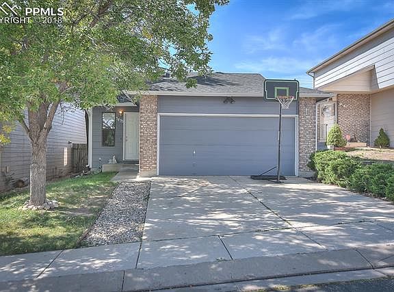 3rd image of 5433 Jennifer Ln