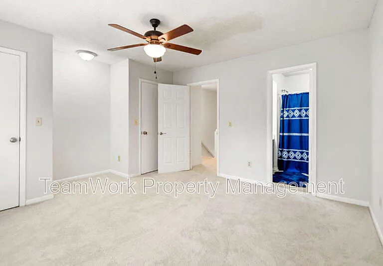 1161 Shadow Lake Cir #E — Photo 28