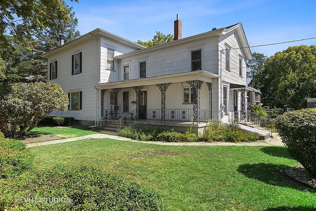 405 Jackson St photo 1