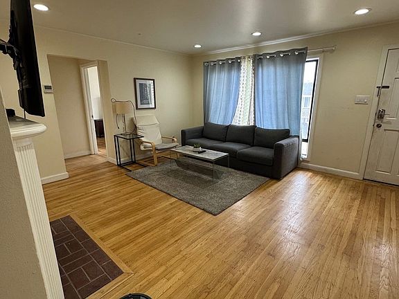 5th image of 745 Stewart Ave #3