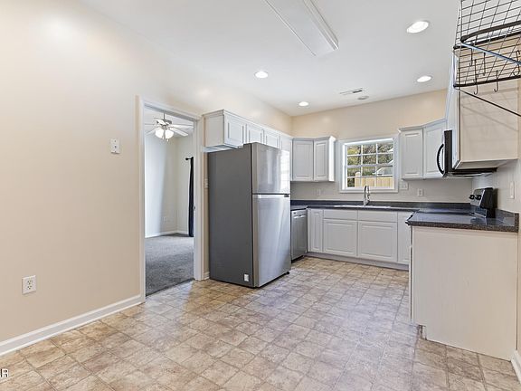 5th image of 524 Allensville Rd APT 23