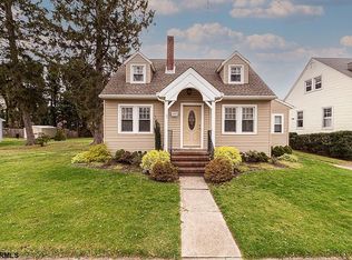 22 W Laurel Ave, Linwood, NJ 08221