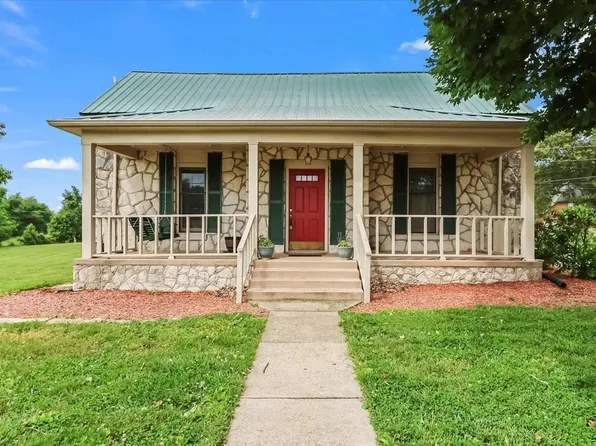 1445 Peachtree Ln, Bowling Green, KY 42103