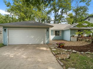 4401 W Brookview Ter, Columbia, MO 65203