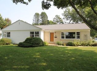 175 Crestview Ave, Waterloo, IA 50701