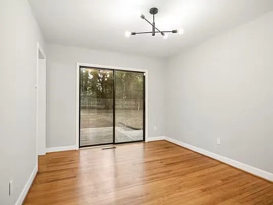 3408 Cherry Ln — Photo 3