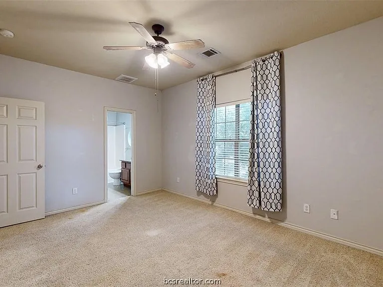 332 Forest Dr — Photo 17