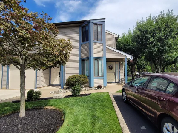 801 Chesterwood Ct, Marlton, NJ 08053