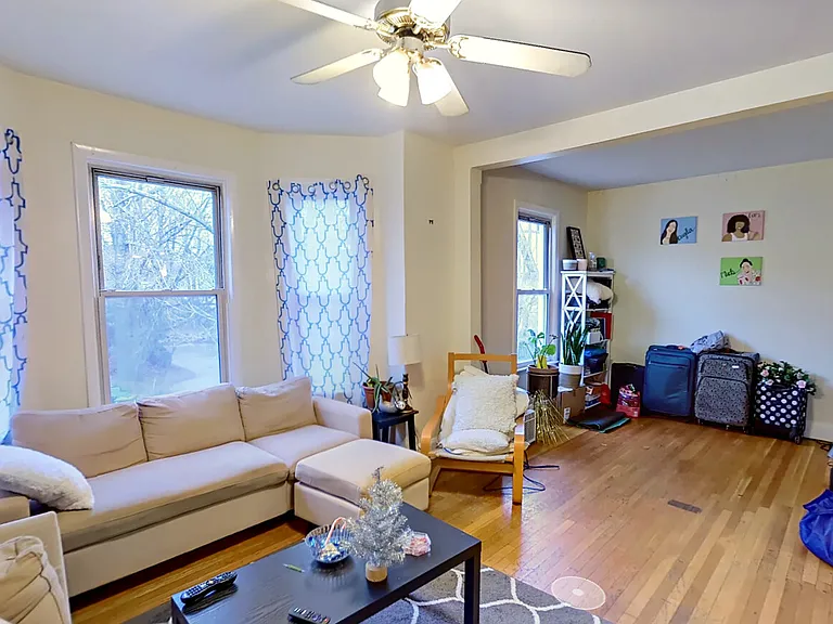 216 Freeman St #1 — Photo 7