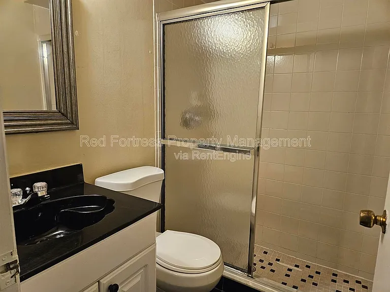 4114 Skyline Blvd #B — Photo 10