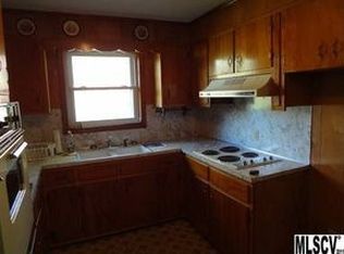 2901 Beane Rd, Lenoir, NC 28645